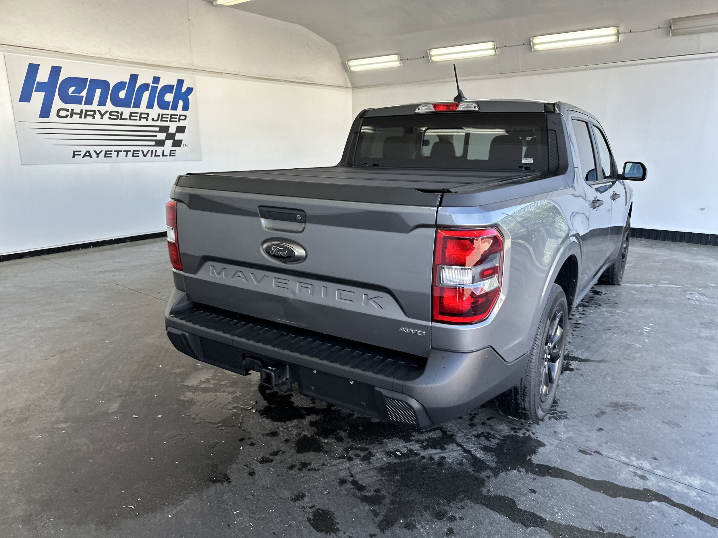 2023 Ford Maverick XLT photo 3