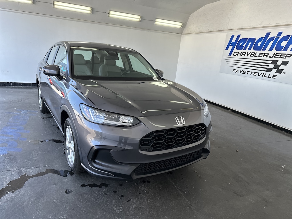 Used 2025 Honda HR-V LX SUV