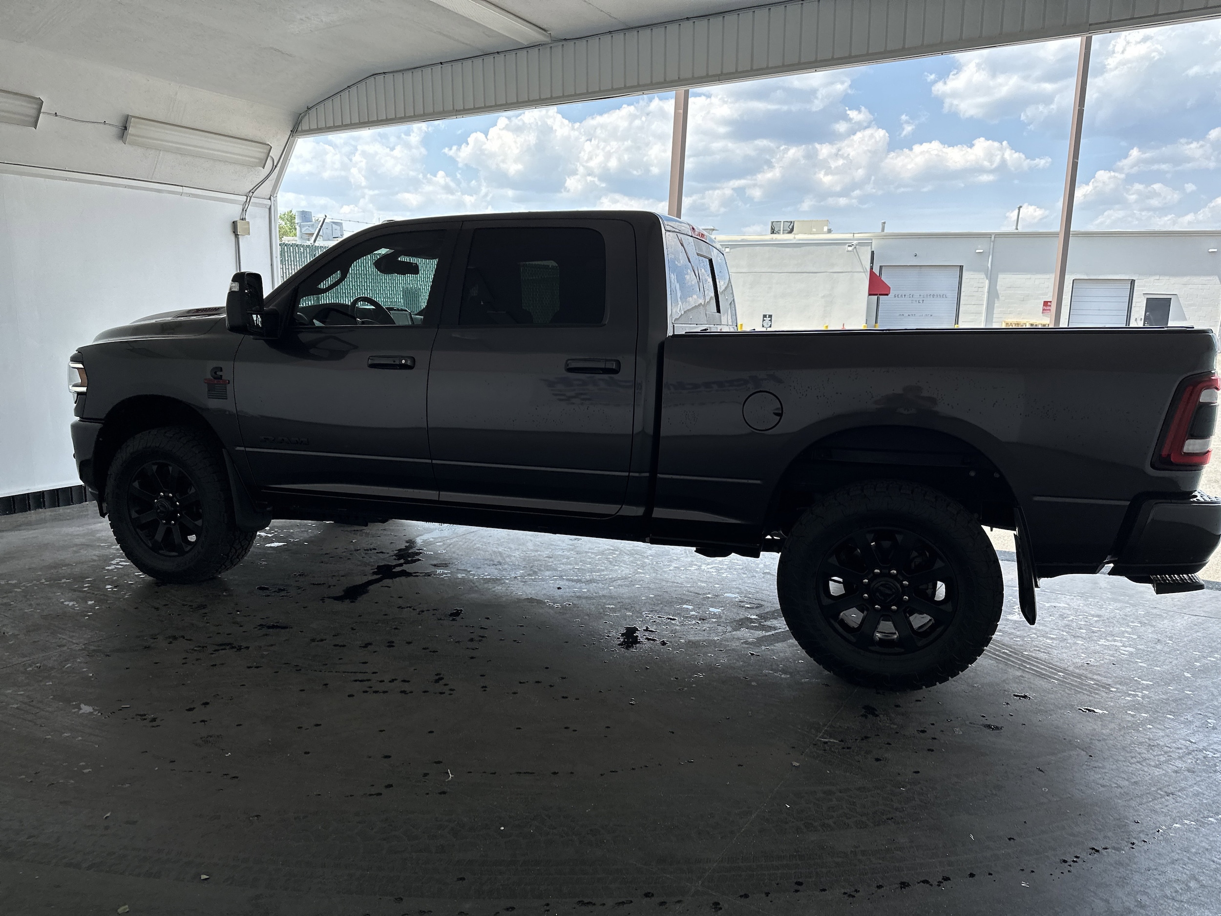 2023 Ram 2500 Laramie photo 4
