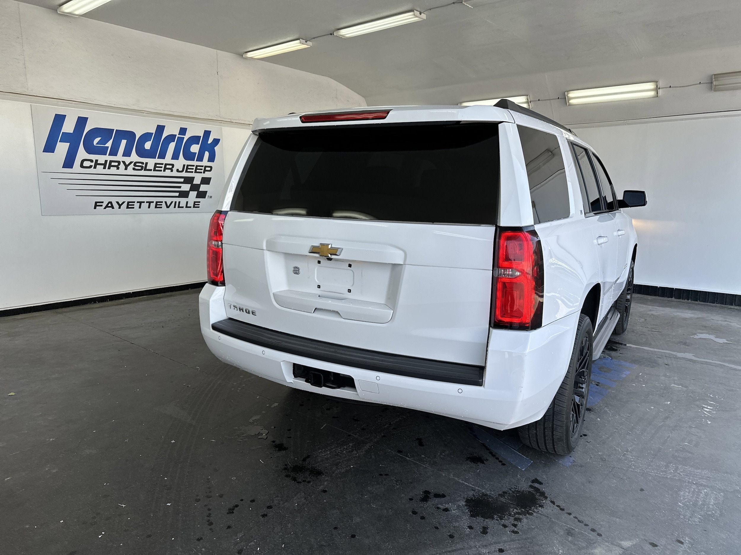 2020 Chevrolet Tahoe LT photo 3