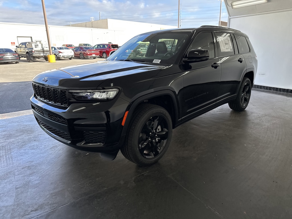 New 2025 Jeep Grand Cherokee L Altitude X SUV