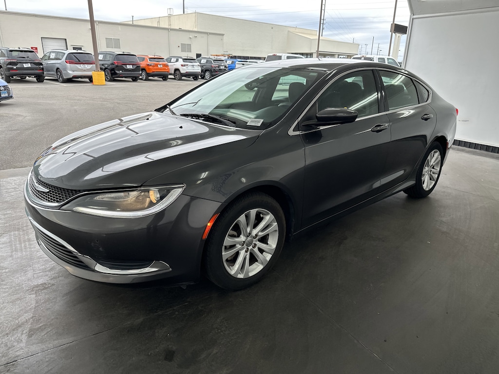 Used 2015 Chrysler 200 Limited Sedan