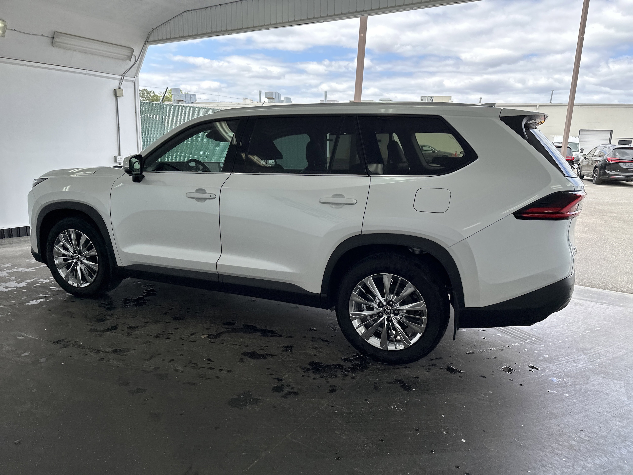 2026 Toyota Grand Highlander Platinum photo 5