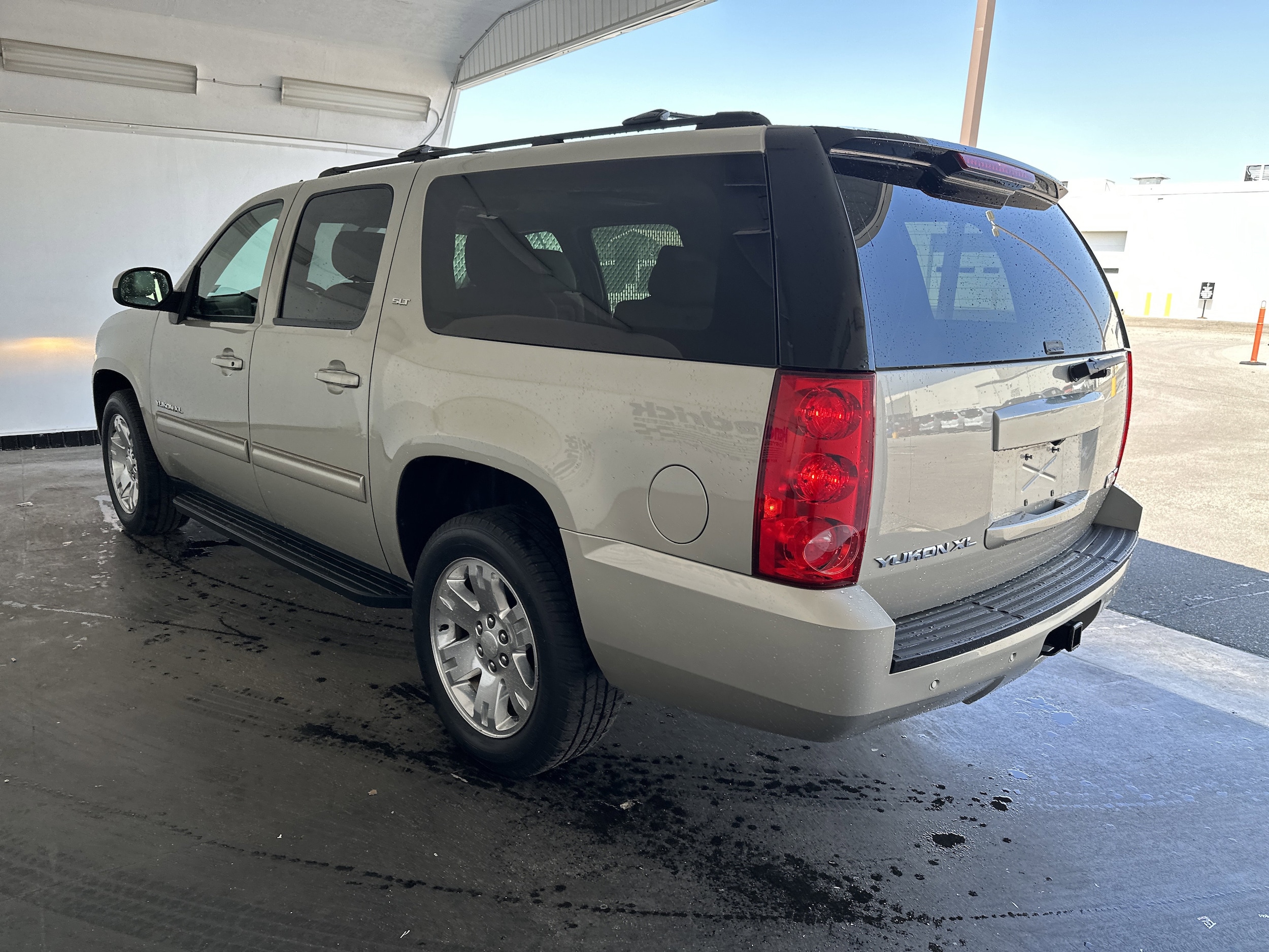 2014 GMC Yukon XL SLT photo 6