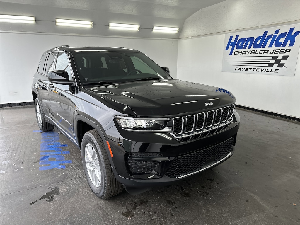 New 2025 Jeep Grand Cherokee Laredo X SUV