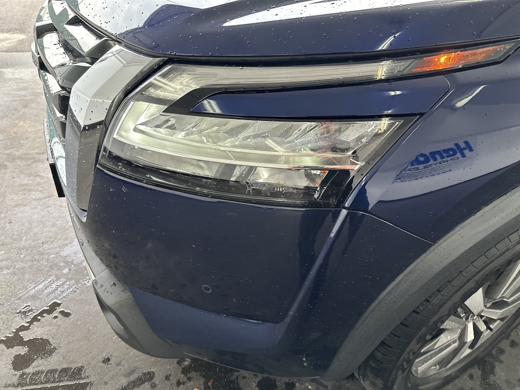 Used 2022 Nissan Pathfinder SL SUV