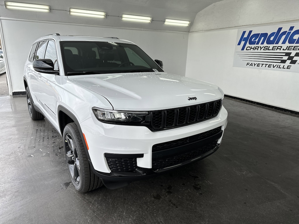 New 2025 Jeep Grand Cherokee L Altitude X SUV