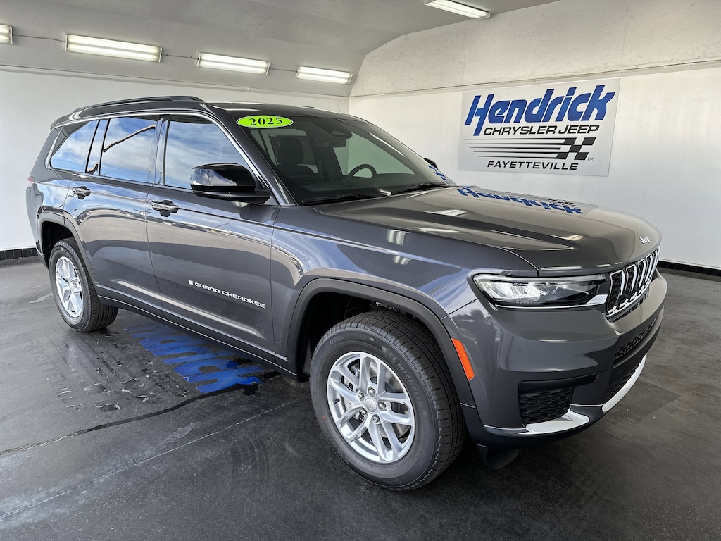New 2025 Jeep Grand Cherokee L Laredo X SUV