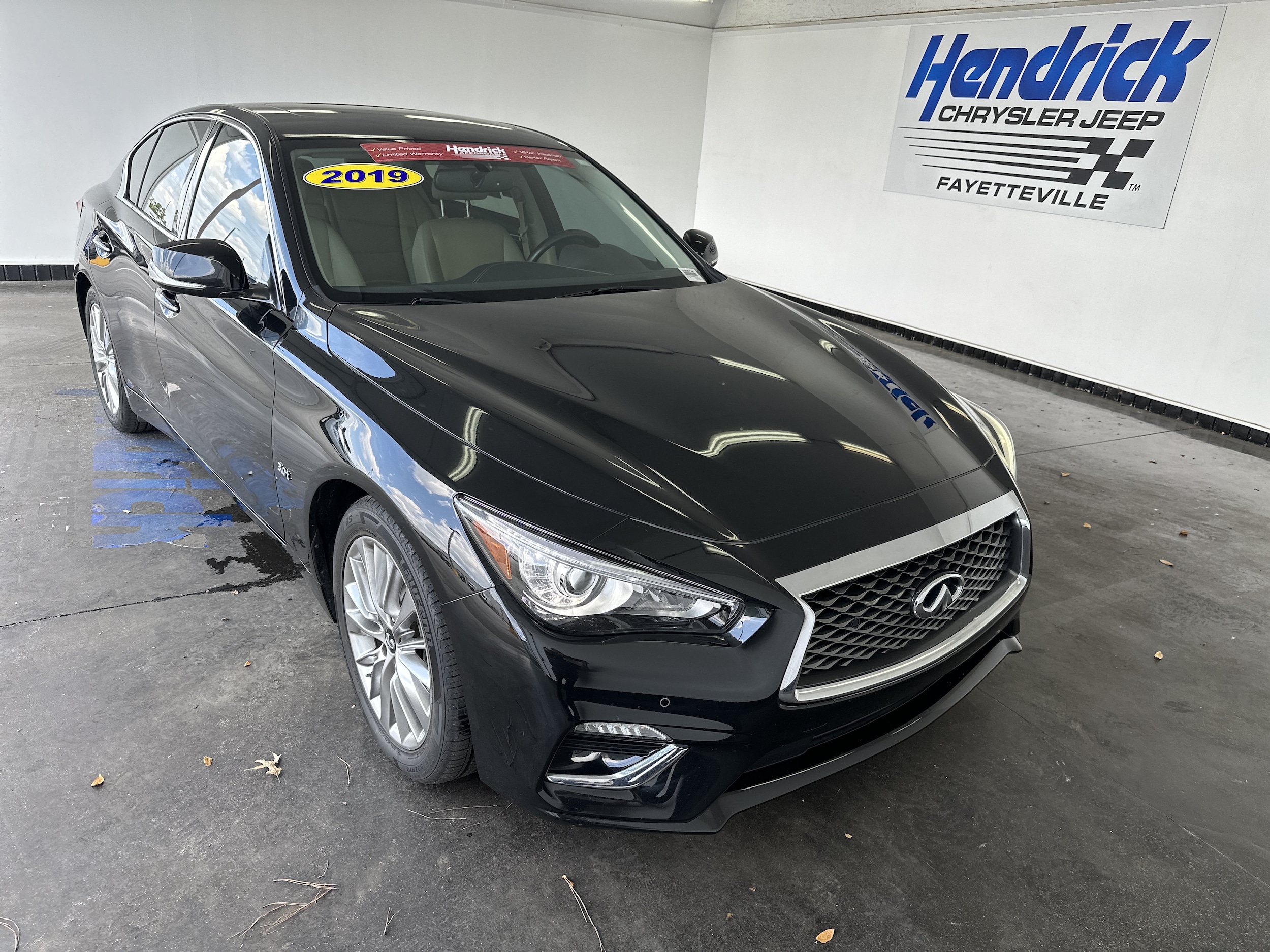 INFINITI Q50 3.0t LUXE