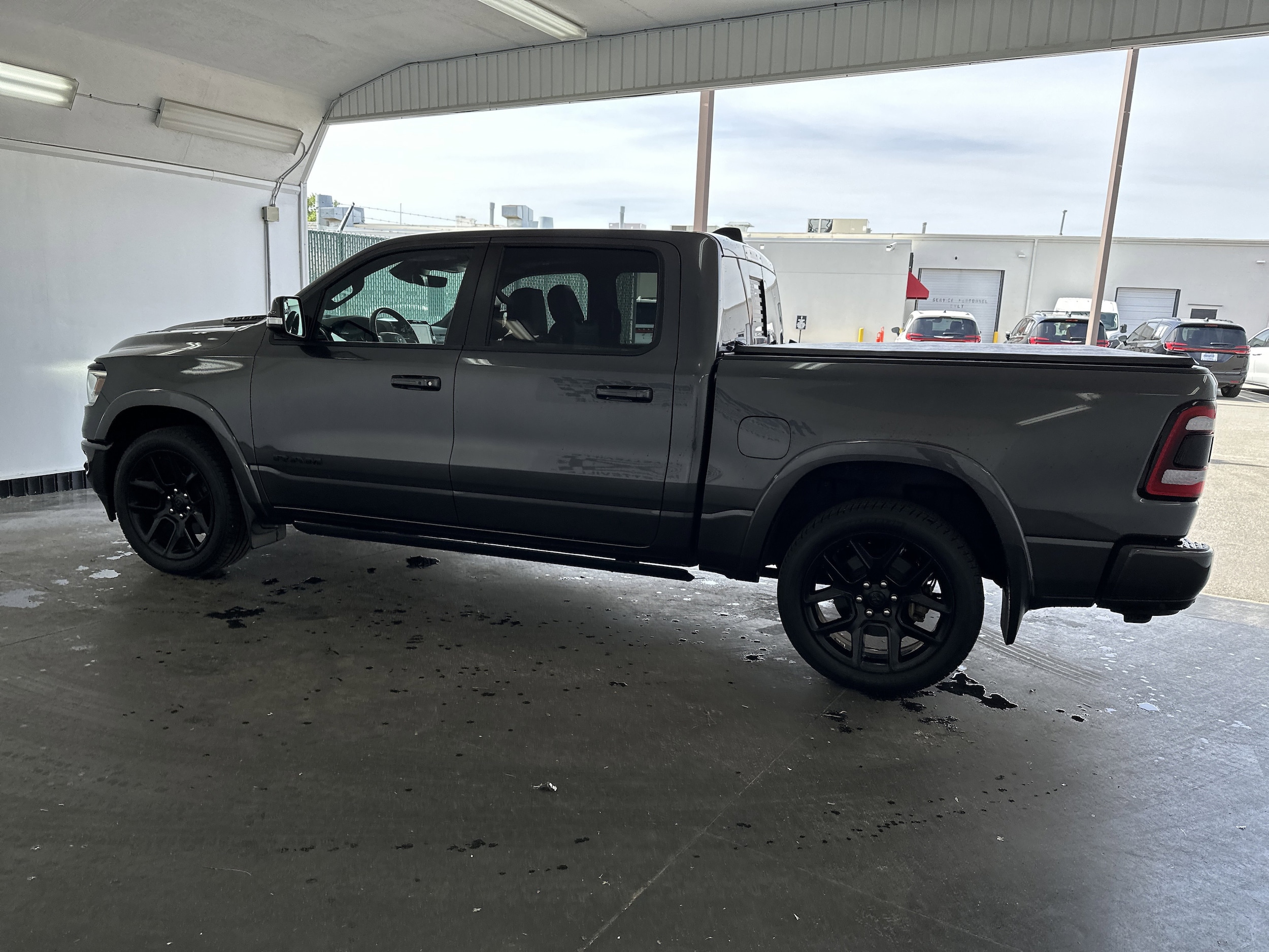 2020 Ram 1500 Laramie photo 4