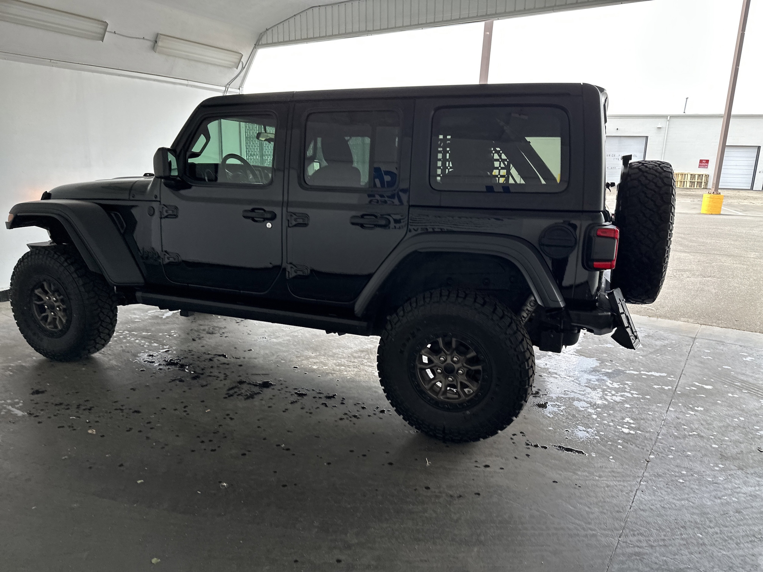 2021 Jeep Wrangler Unlimited Willys photo 4