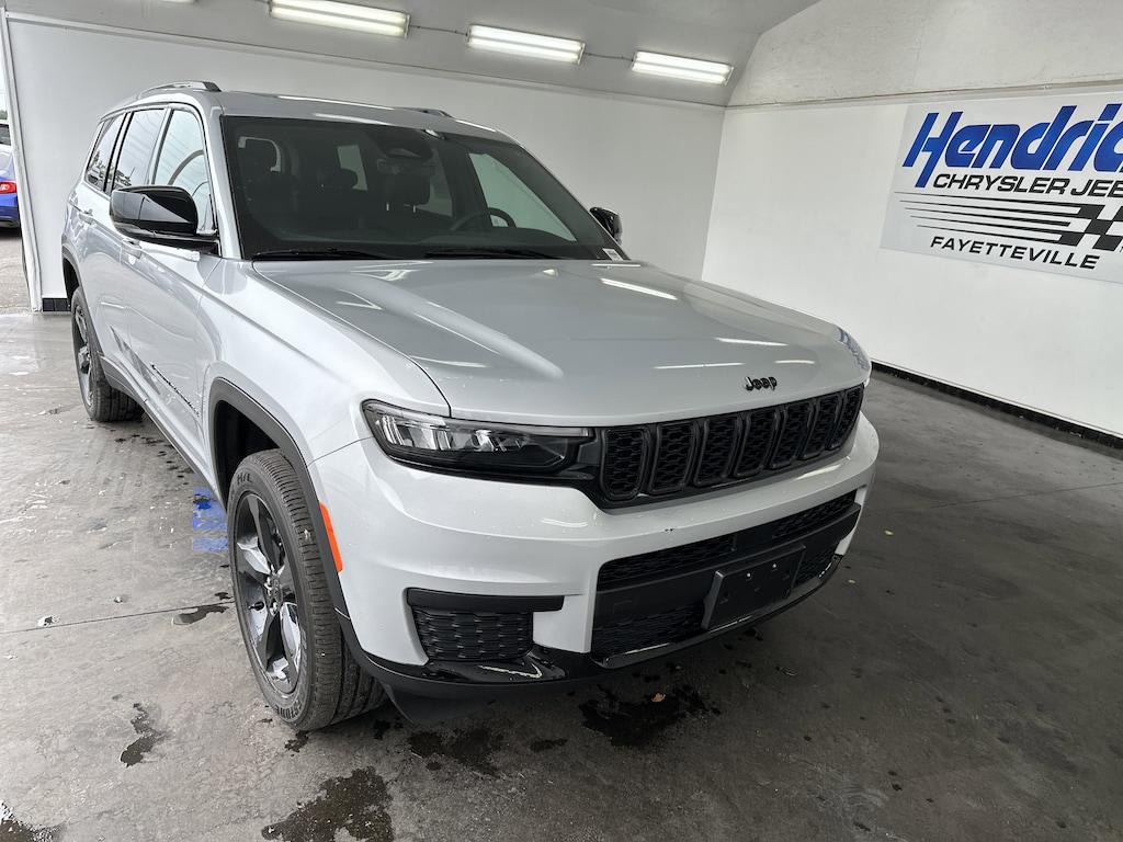 Used 2025 Jeep Grand Cherokee L Altitude X SUV