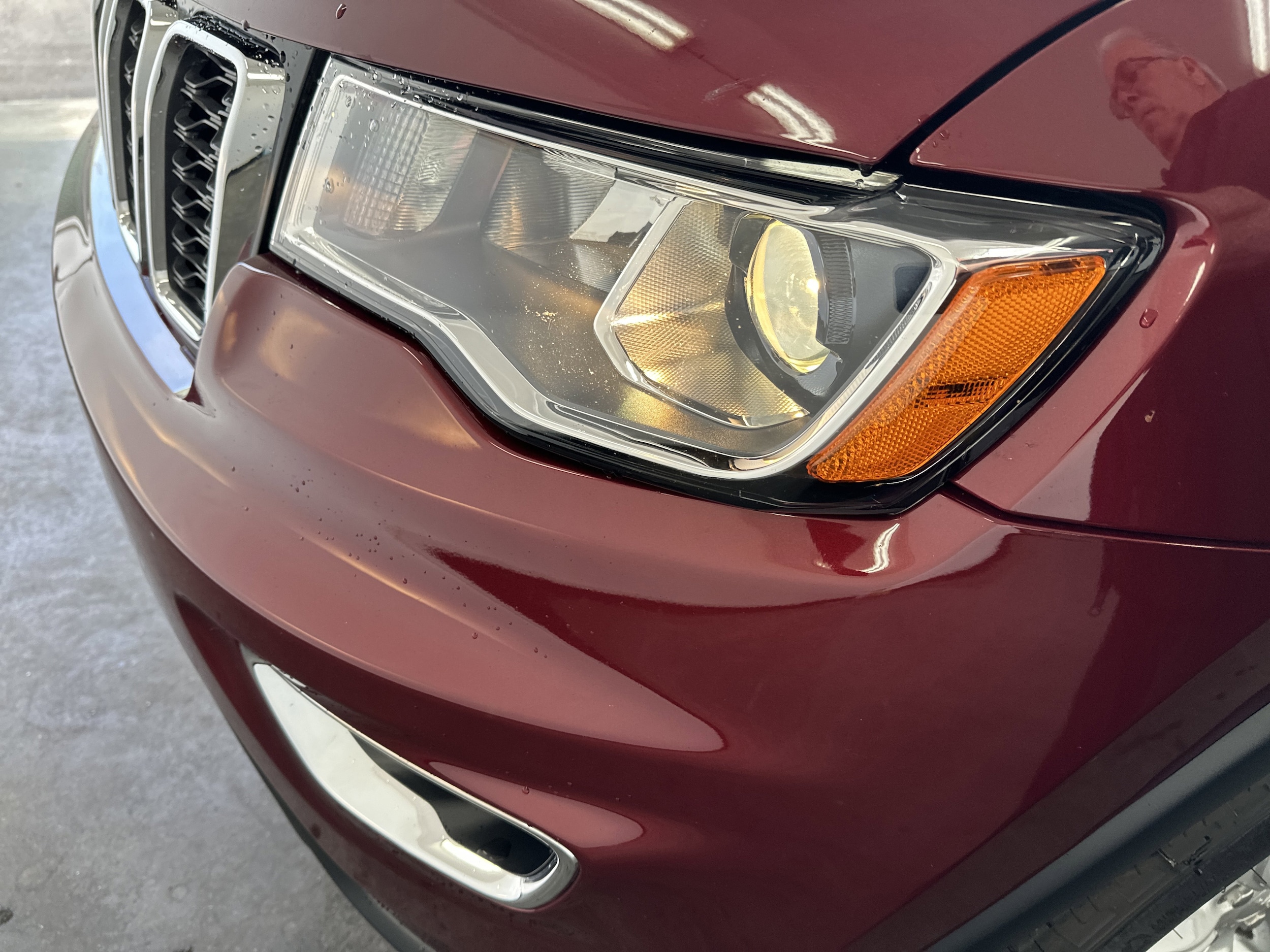 2022 Jeep Grand Cherokee WK Laredo E photo 2