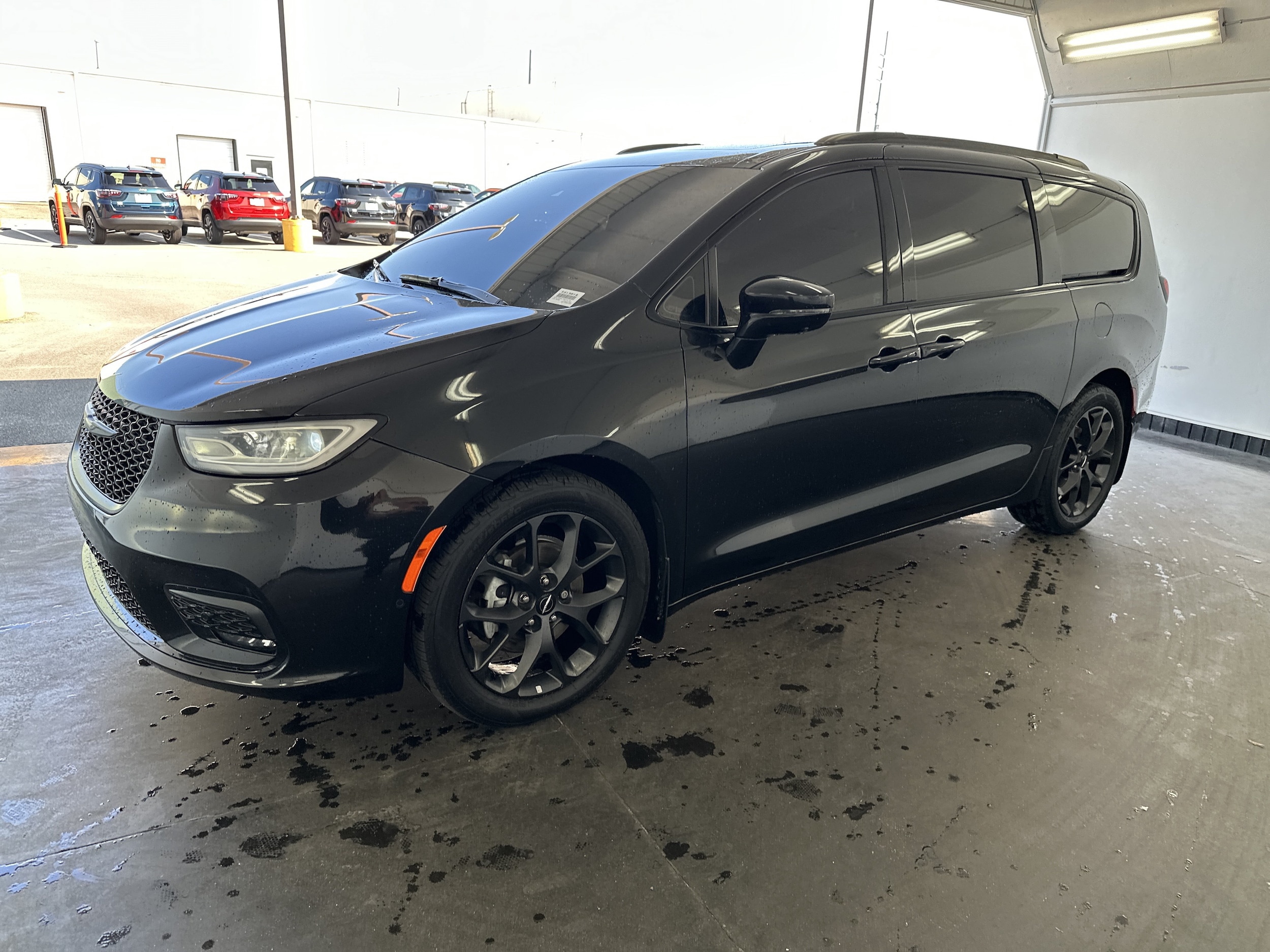 Chrysler Pacifica Limited