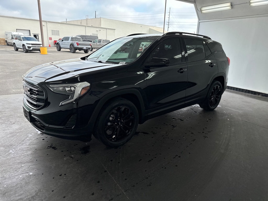 Used 2021 GMC Terrain SLE SUV