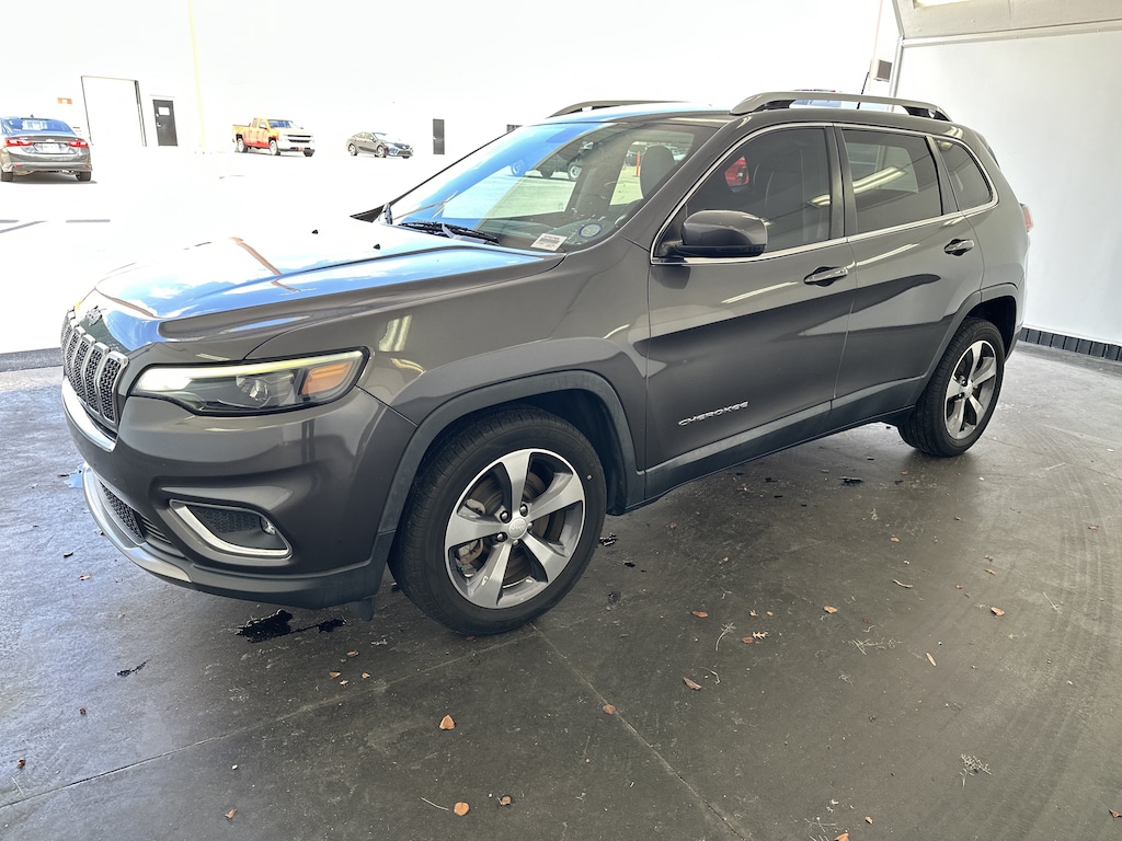 Used 2019 Jeep Cherokee Limited SUV