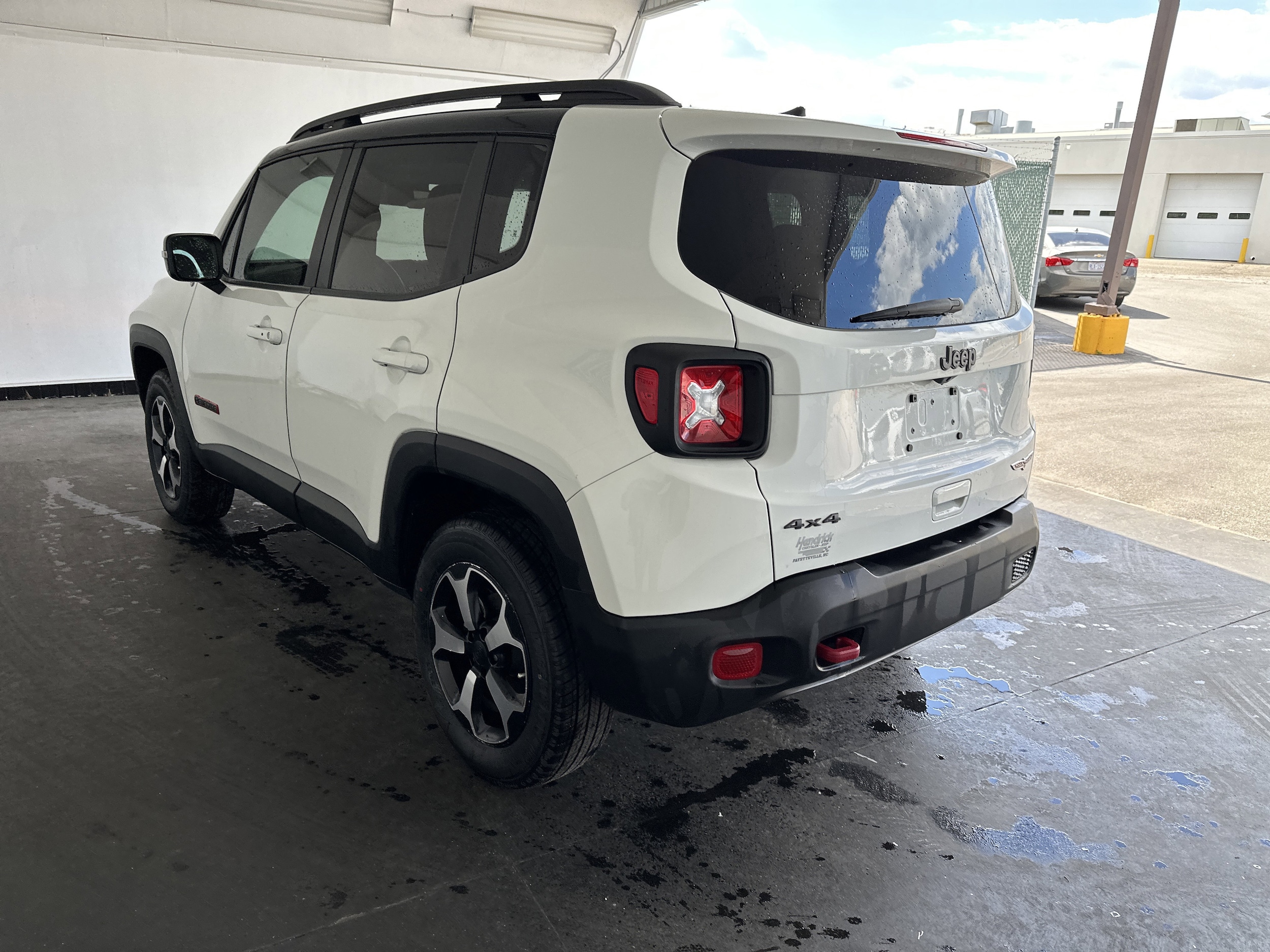 2022 Jeep Renegade Trailhawk photo 6