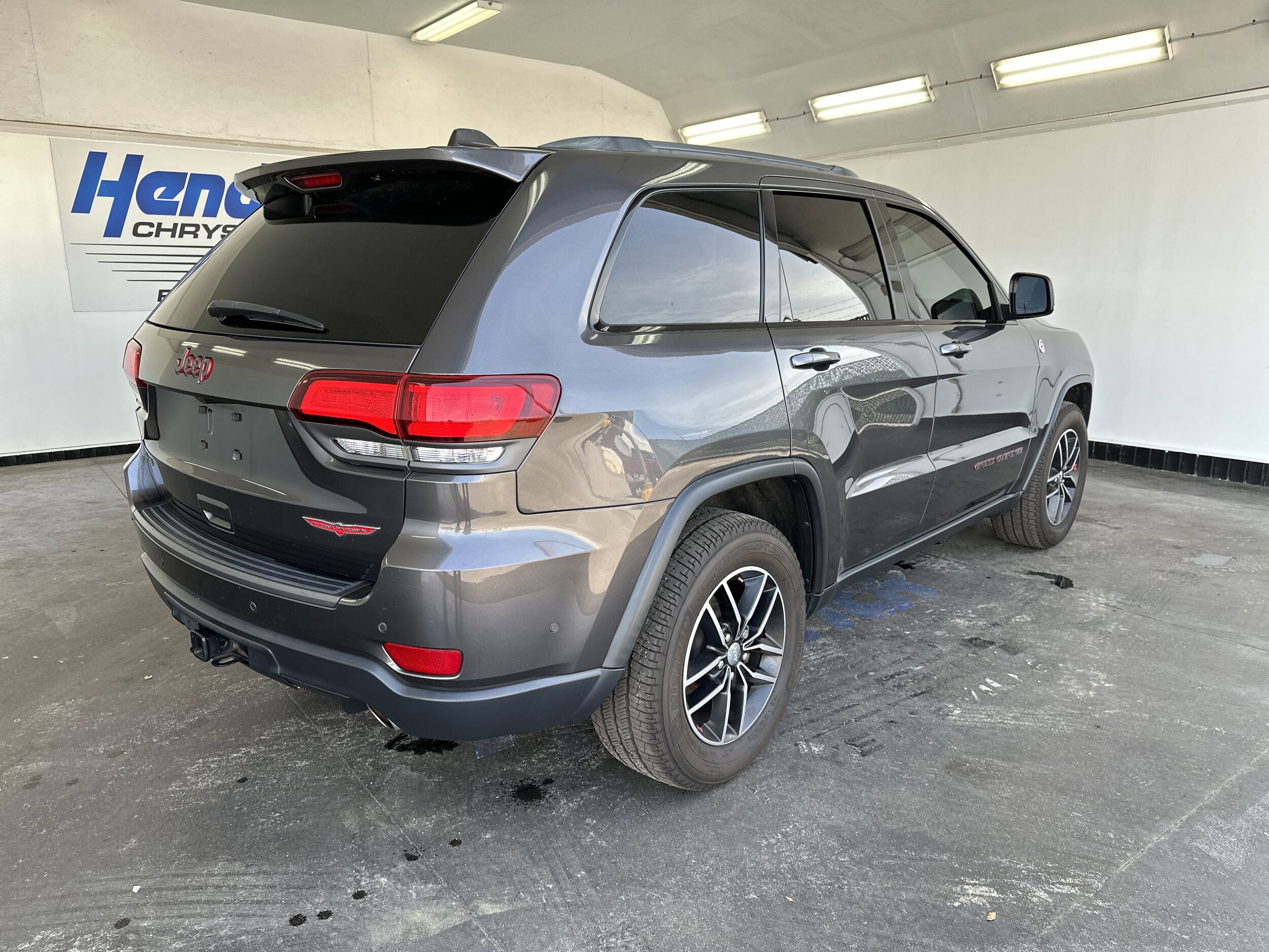2018 Jeep Grand Cherokee Trailhawk photo 3