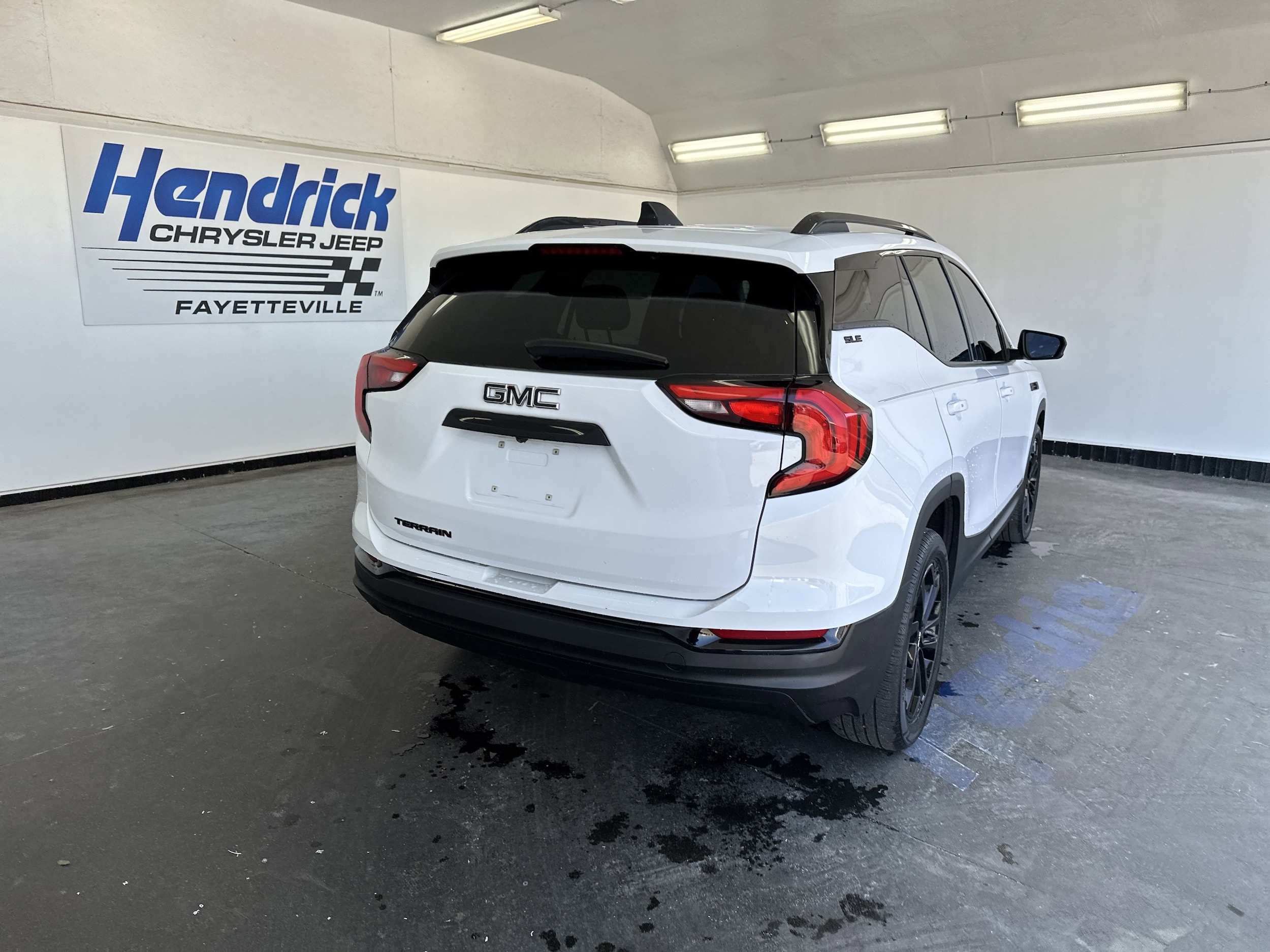 2020 GMC Terrain SLE photo 3