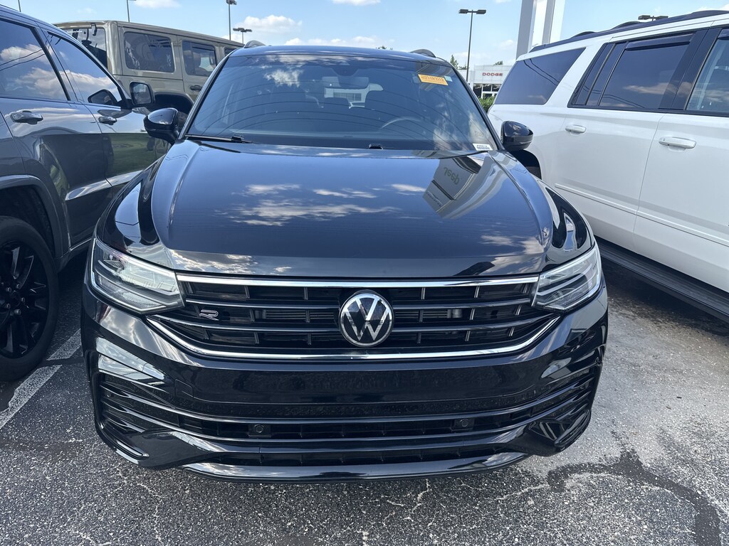 Used 2024 Volkswagen Tiguan SE R-Line Black SUV
