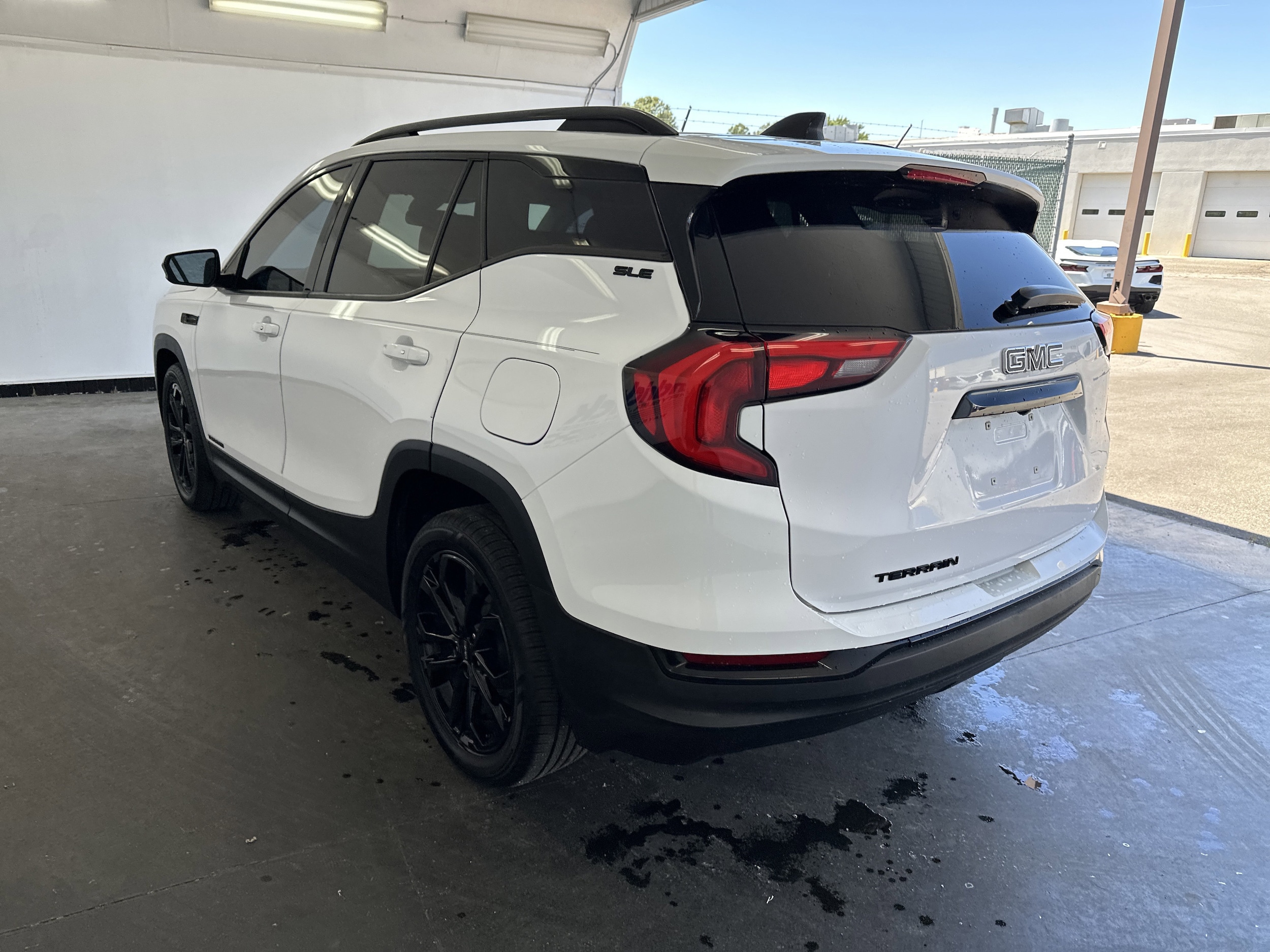 2020 GMC Terrain SLE photo 6