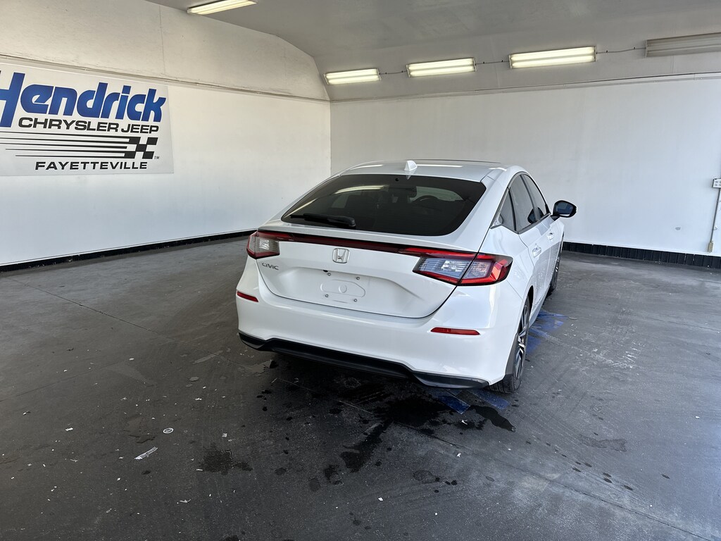Used 2023 Honda Civic EX-L Hatchback