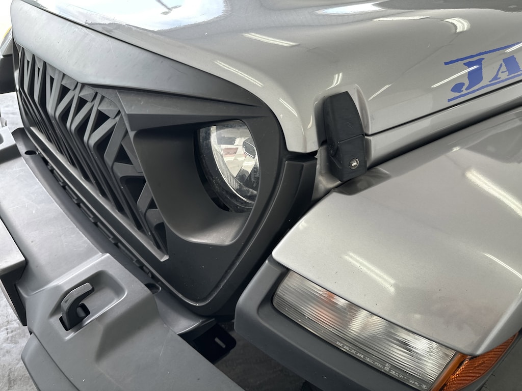 Used 2020 Jeep Wrangler Unlimited Sahara Convertible