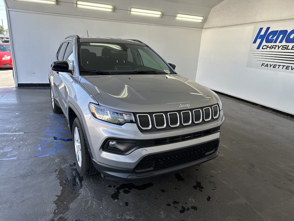 Used 2022 Jeep Compass Latitude SUV