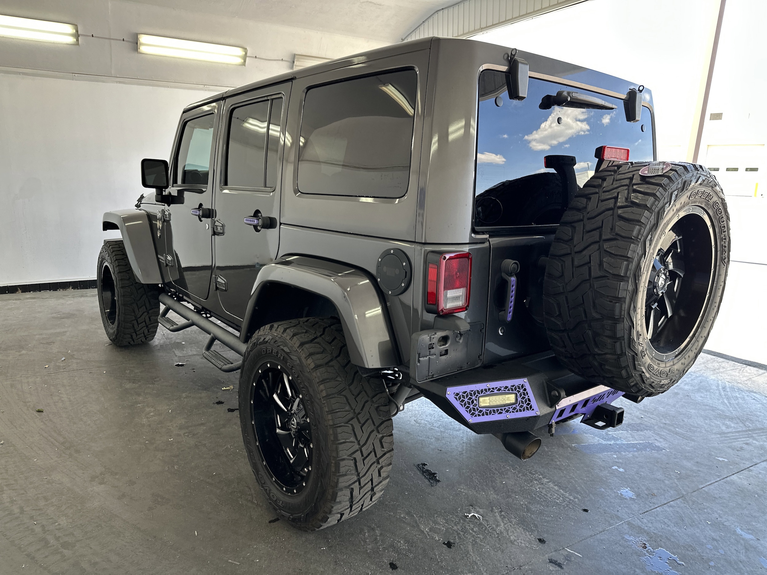 2017 Jeep Wrangler Unlimited Rubicon photo 6