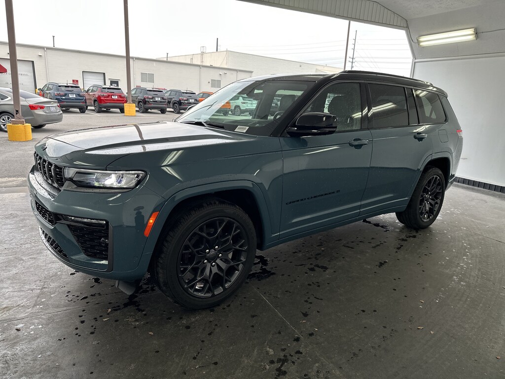 Used 2026 Jeep Grand Cherokee L Summit SUV