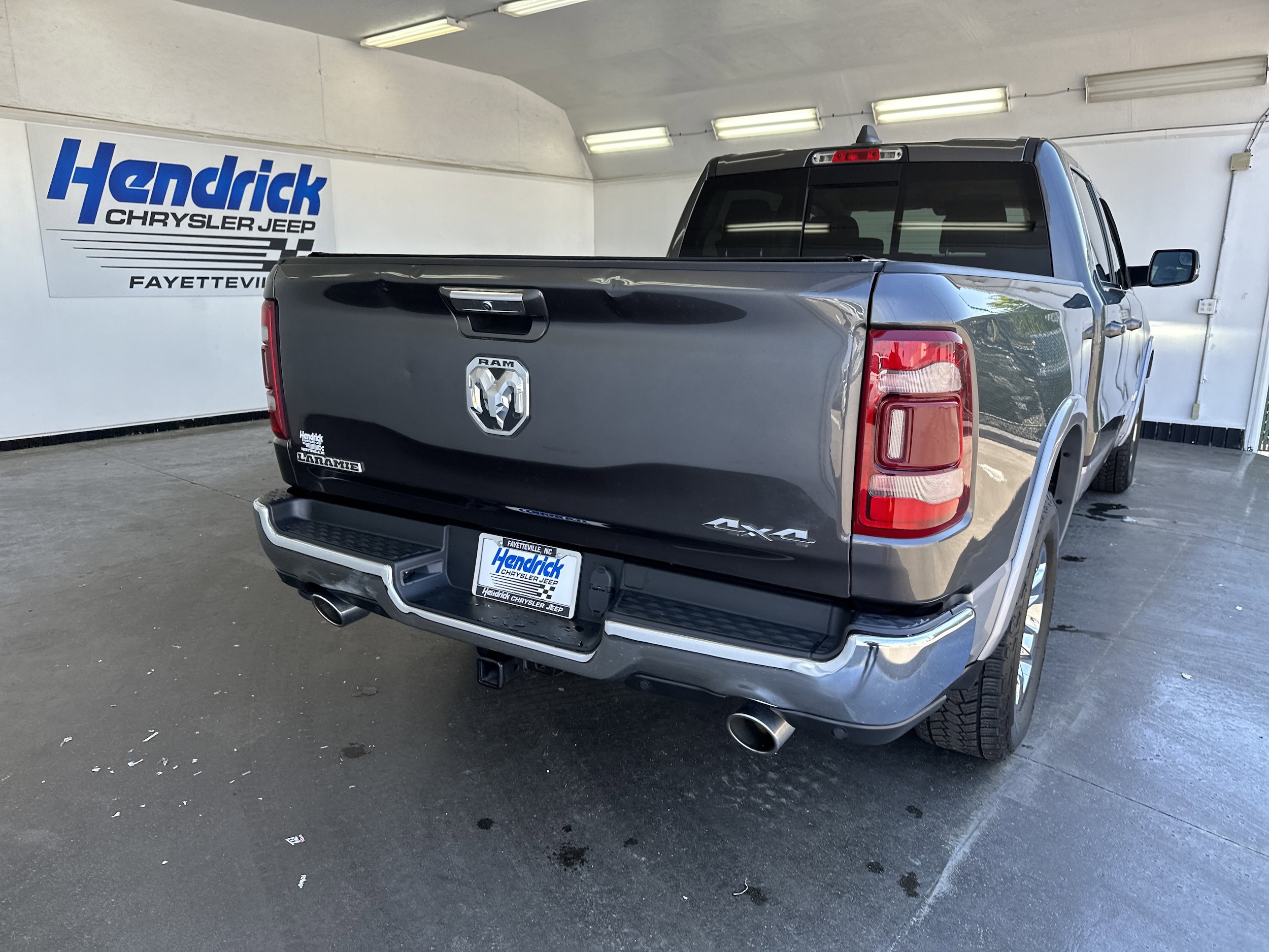 2020 Ram 1500 Laramie photo 6