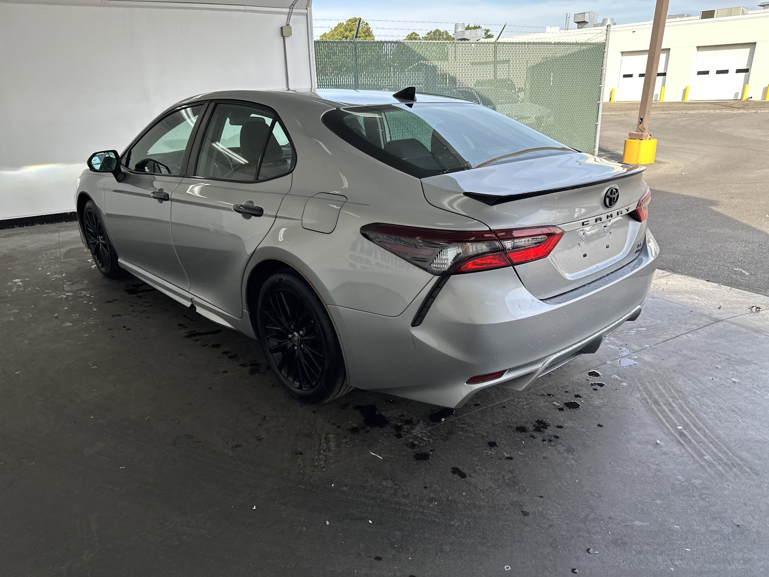 2022 Toyota Camry SE Nightshade photo 4