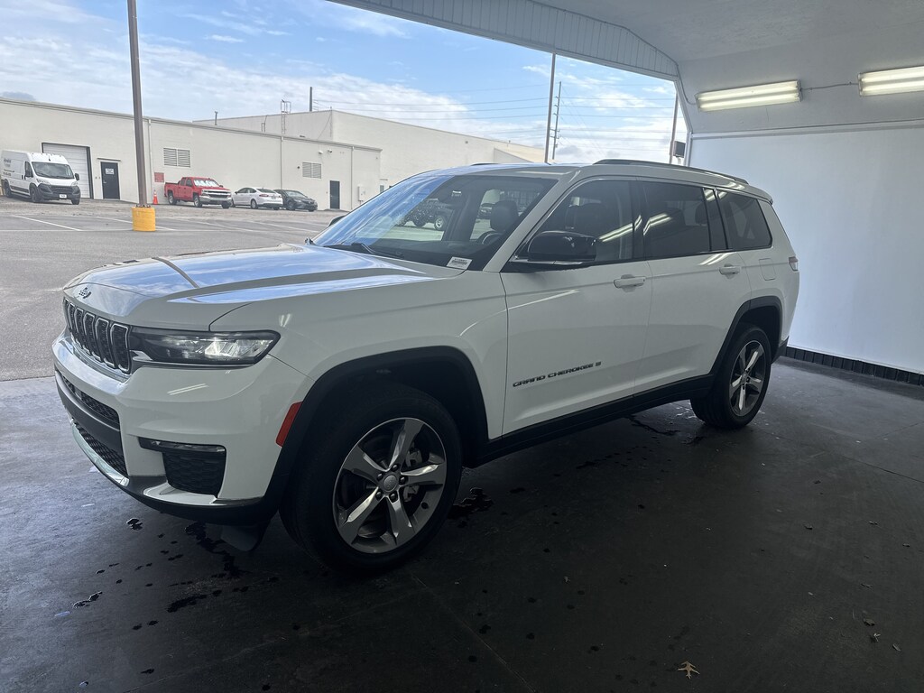 Used 2022 Jeep Grand Cherokee L Limited SUV