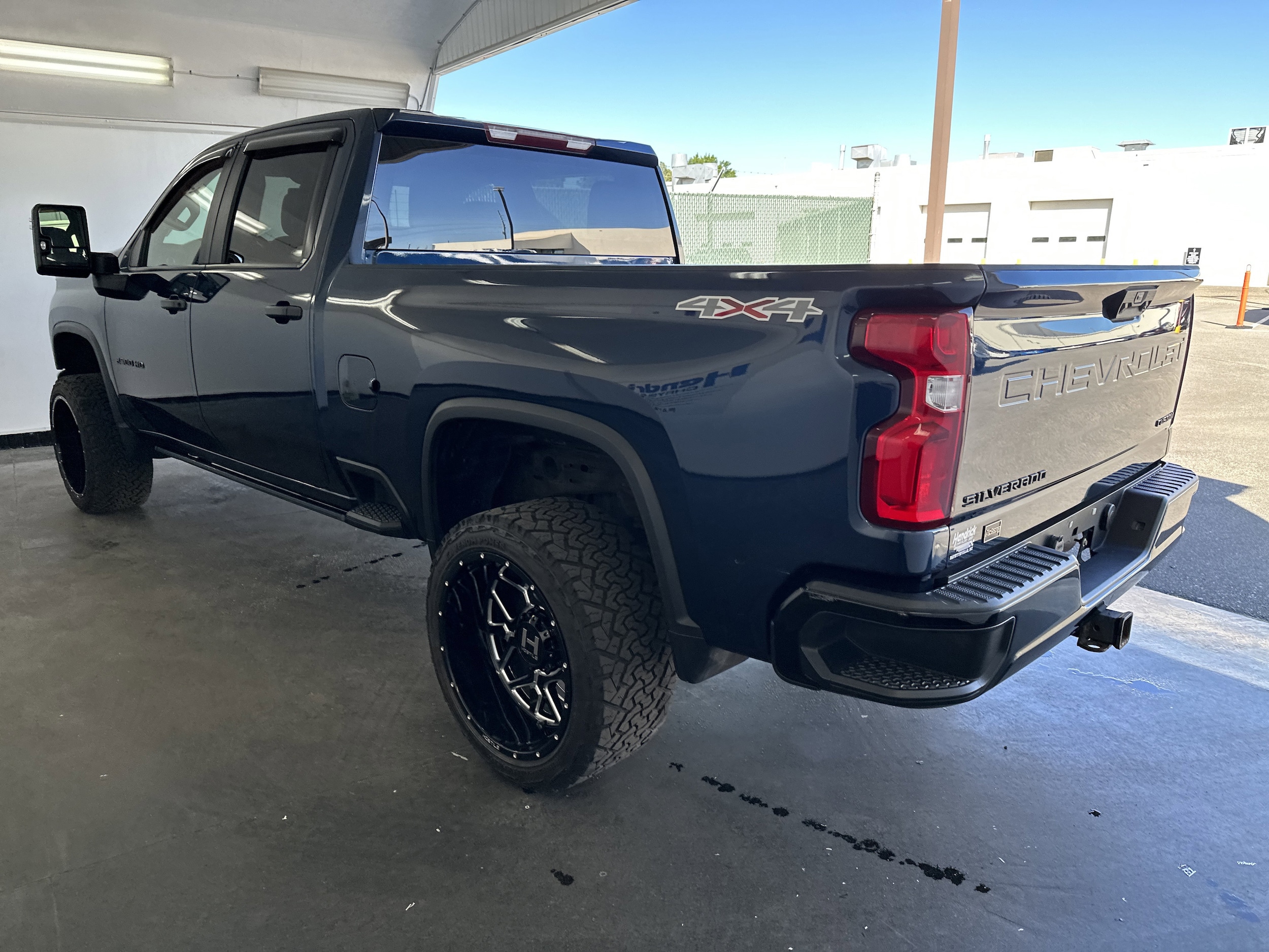 2020 Chevrolet Silverado 2500HD Custom photo 5