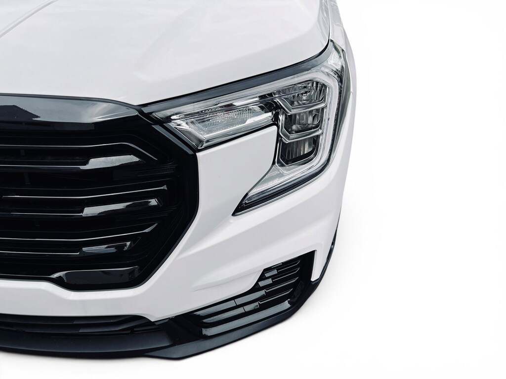 Used 2024 GMC Terrain SLE SUV