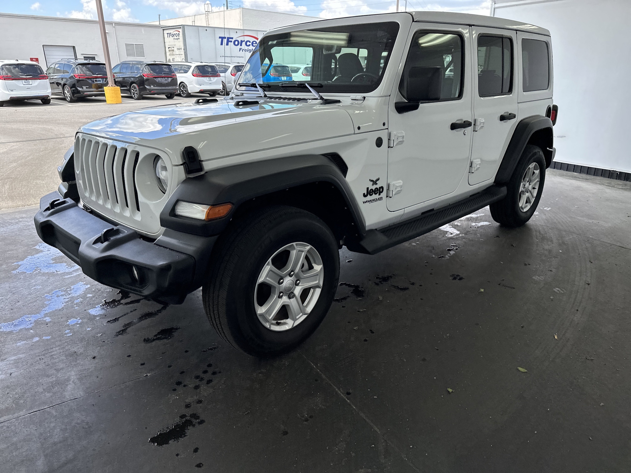 2022 Jeep Wrangler Unlimited Sport S photo 2