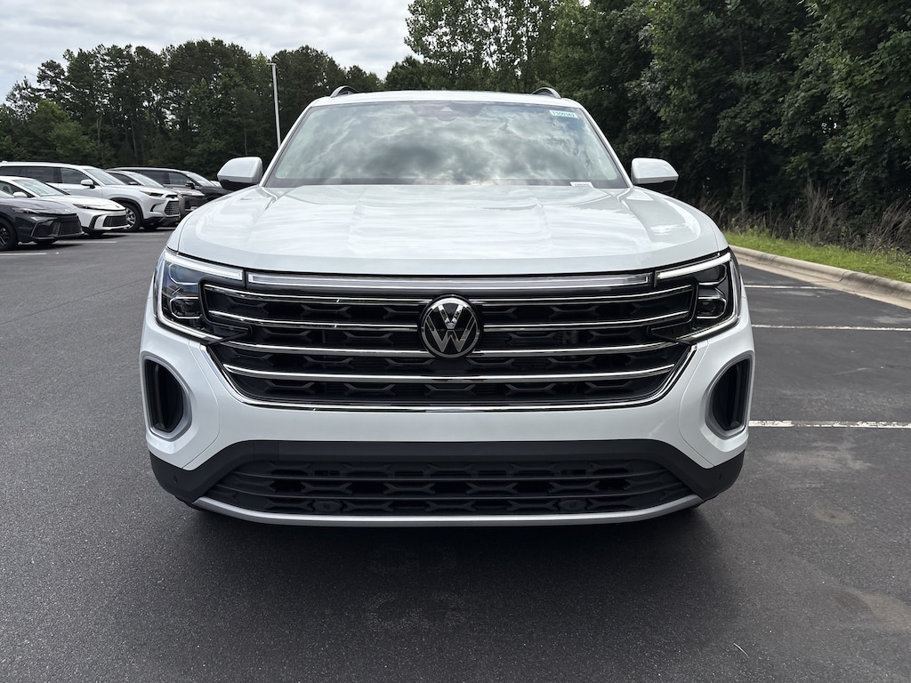 New 2026 Volkswagen Atlas SE w/Technology SUV