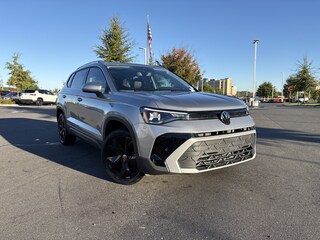 2025 Volkswagen Taos 1.5T SE SUV