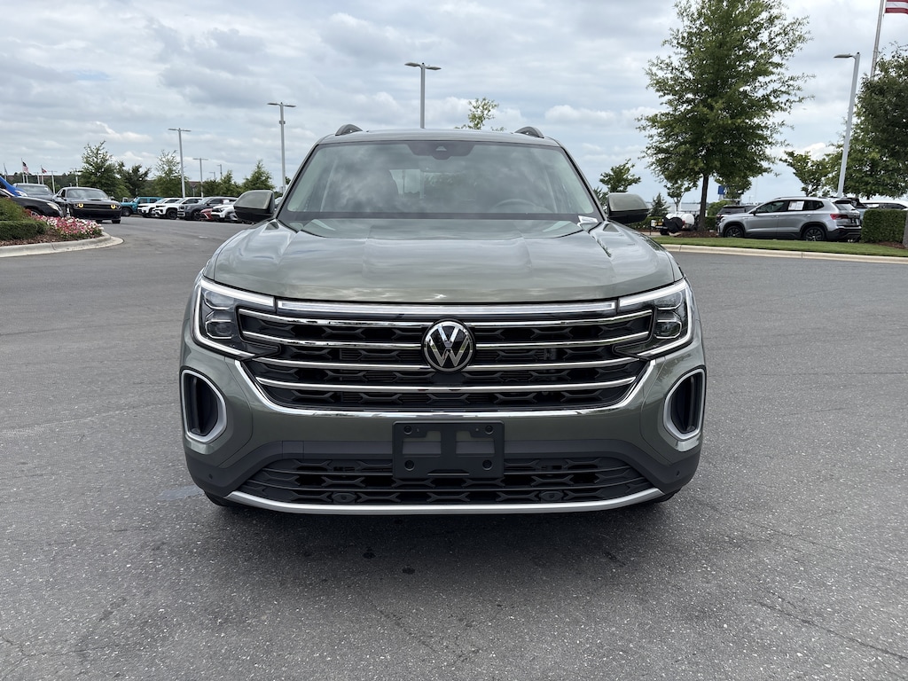 Certified 2026 Volkswagen Atlas 2.0T SE w/Technology SUV