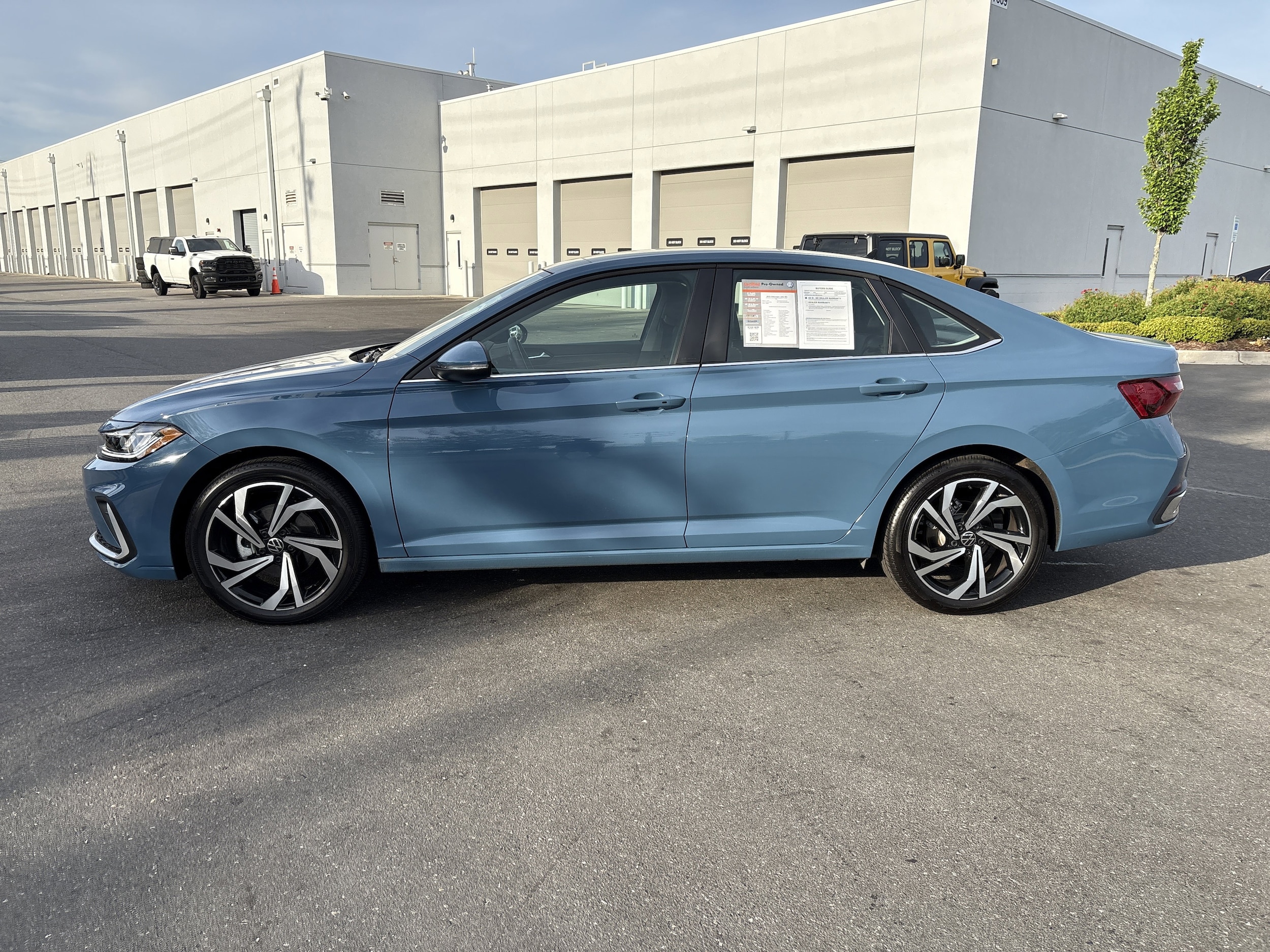 2025 Volkswagen Jetta 1.5T SEL photo 5