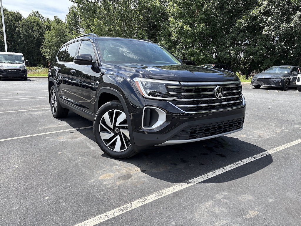New 2026 Volkswagen Atlas 2.0T SE w/Technology SUV