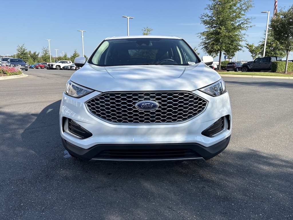 Used 2024 Ford Edge SUV