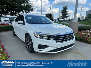 2022 Volkswagen Passat 2.0T SE Sedan