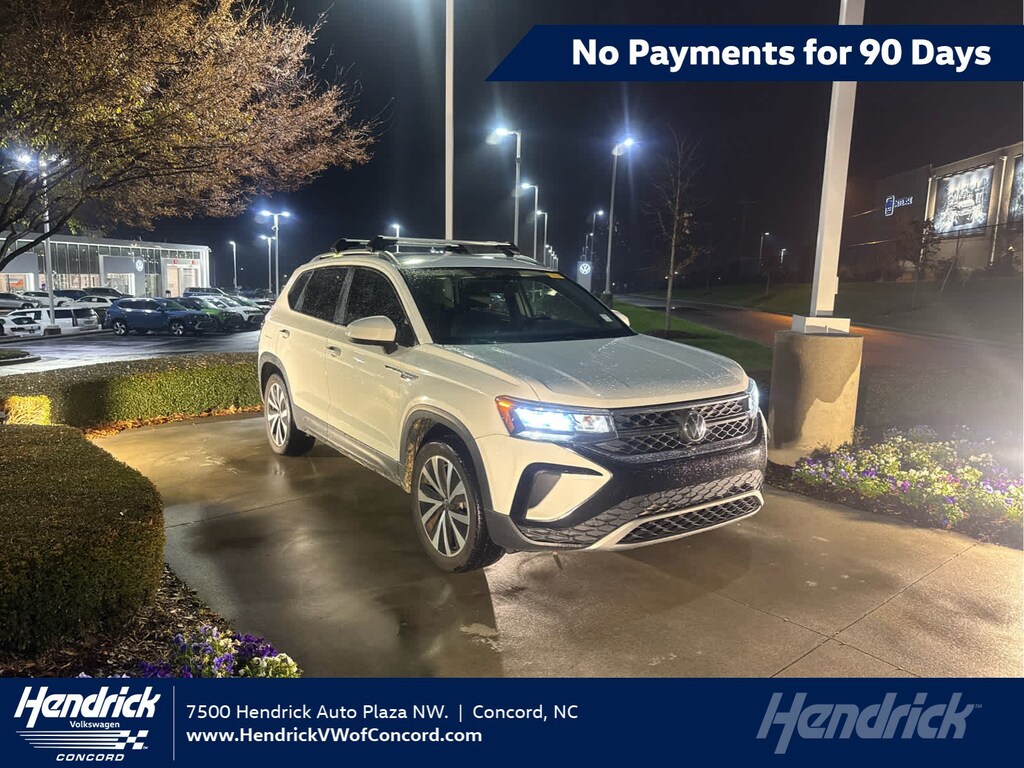 Used 2022 Volkswagen Taos 1.5T SE 4MOTION SUV