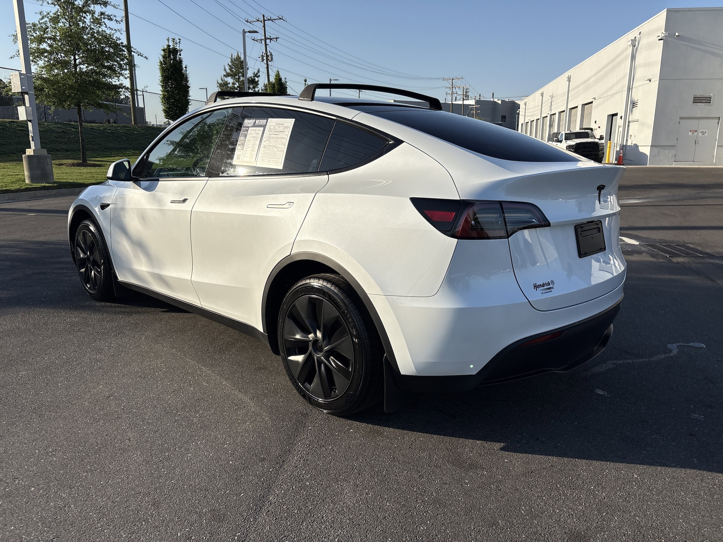 2024 Tesla Model Y Long Range photo 5