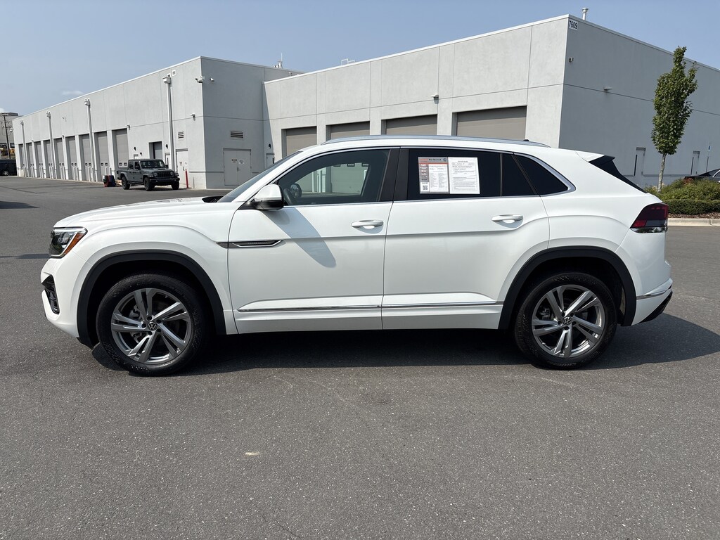 Used 2024 Volkswagen Atlas Cross Sport 2.0T SEL R-Line SUV