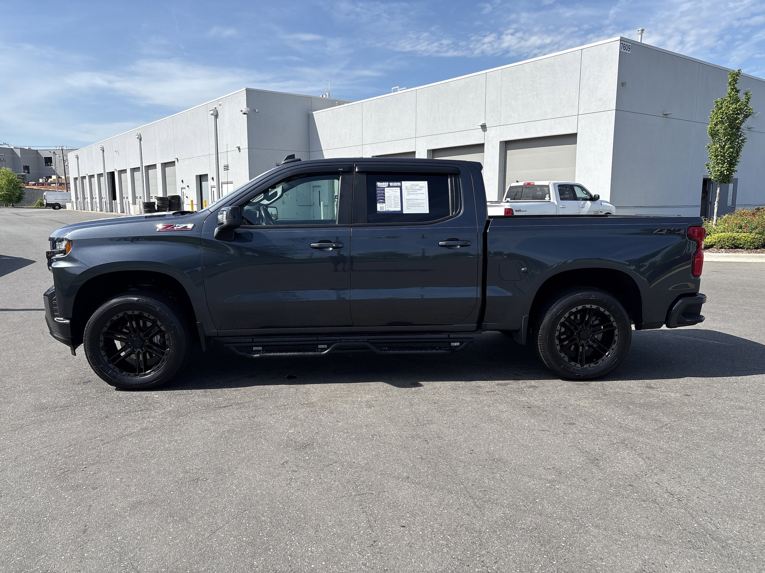 2022 Chevrolet Silverado 1500 LTD RST photo 4