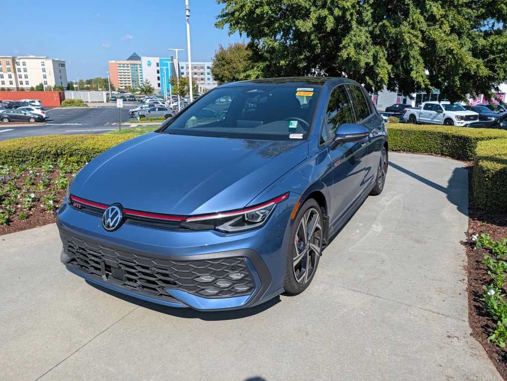 2026 Volkswagen Golf GTI SE Hatchback