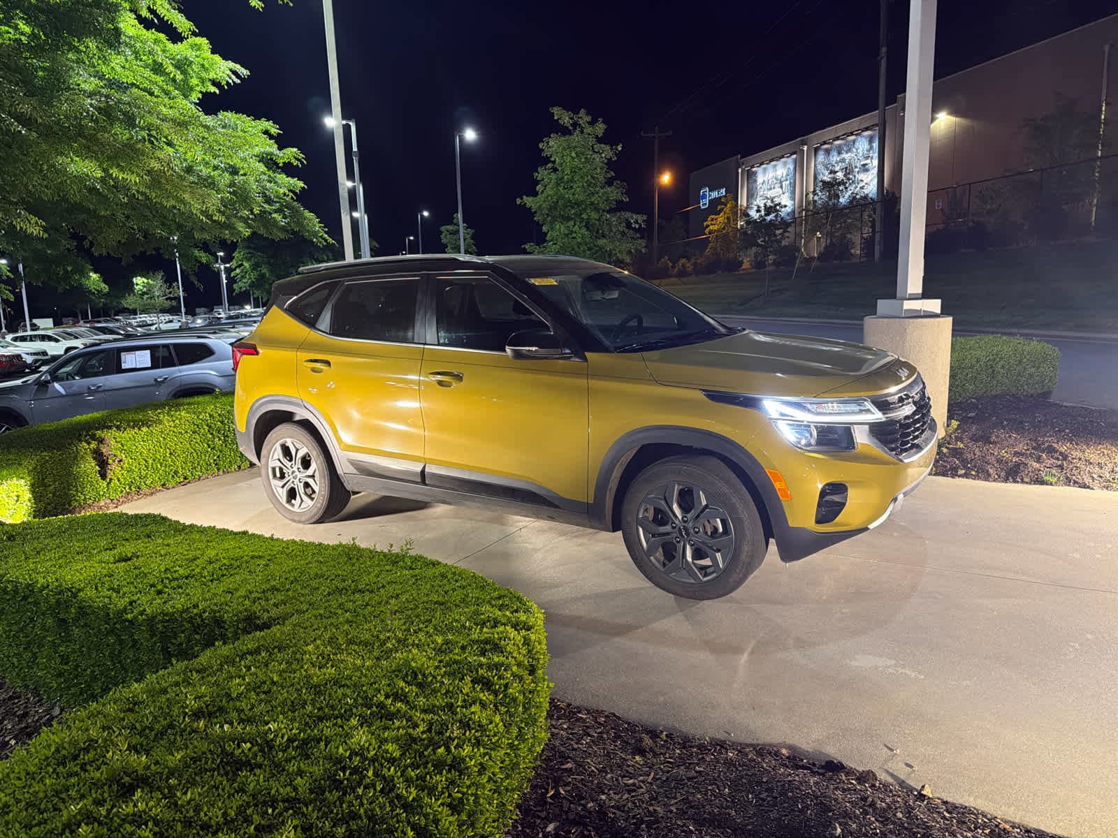 2024 Kia Seltos S photo 3