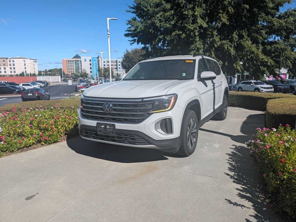 Used 2024 Volkswagen Atlas 2.0T SE SUV